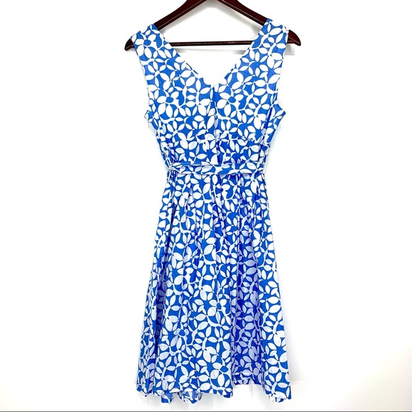G.H. Bass & Co. Blue & White Floral Cotton Tie Back V-Neck Sundress Size 2 - Picture 2 of 12